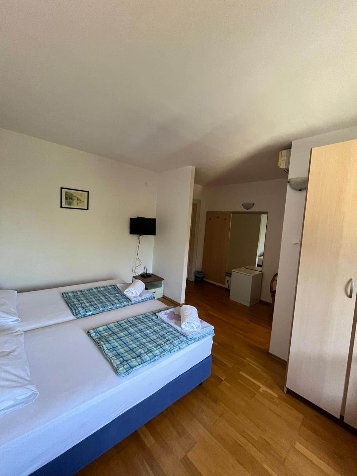 Bed&Breakfast Villa Eva Omisalj Room photo