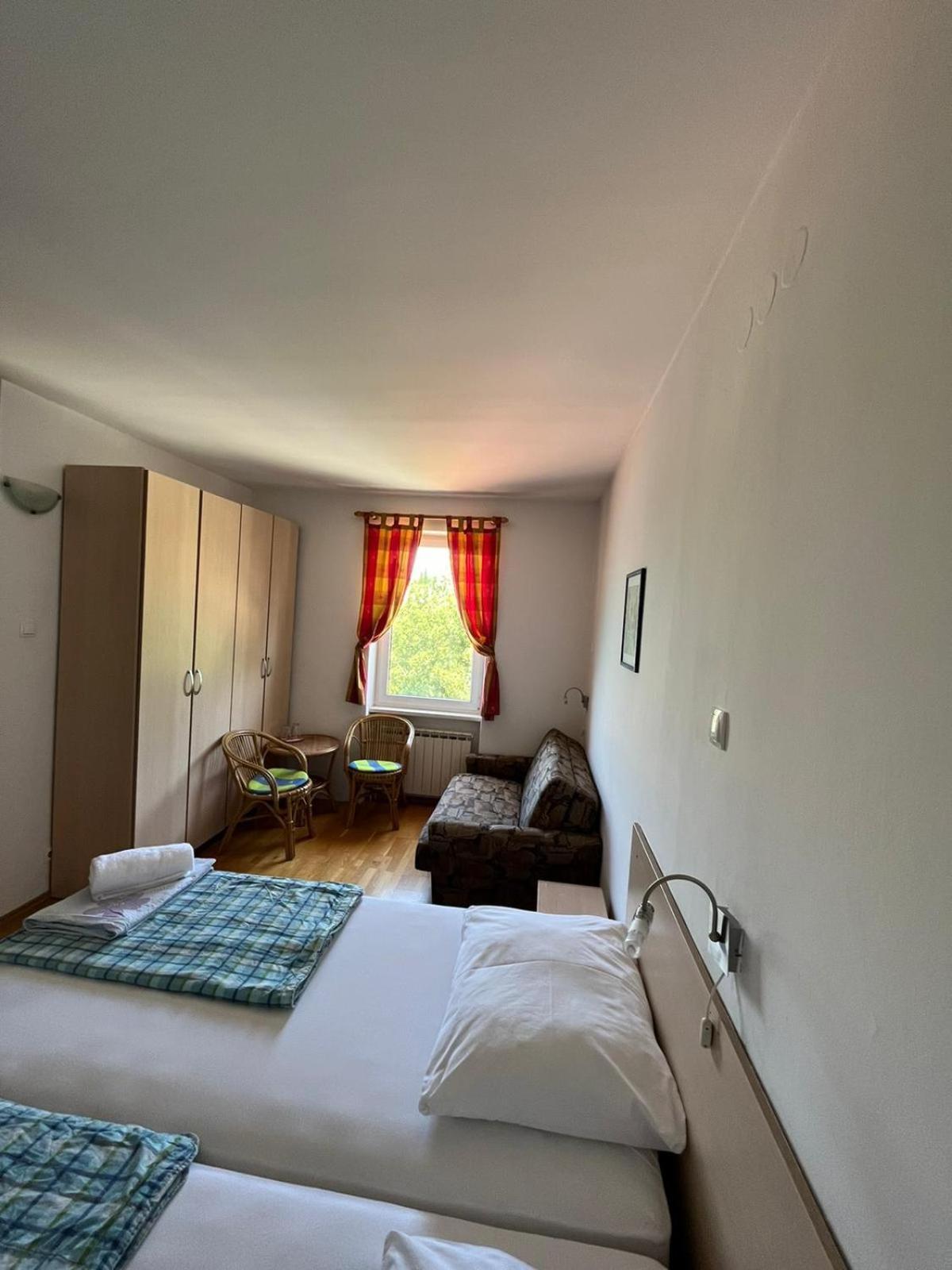 Bed&Breakfast Villa Eva Omisalj Room photo